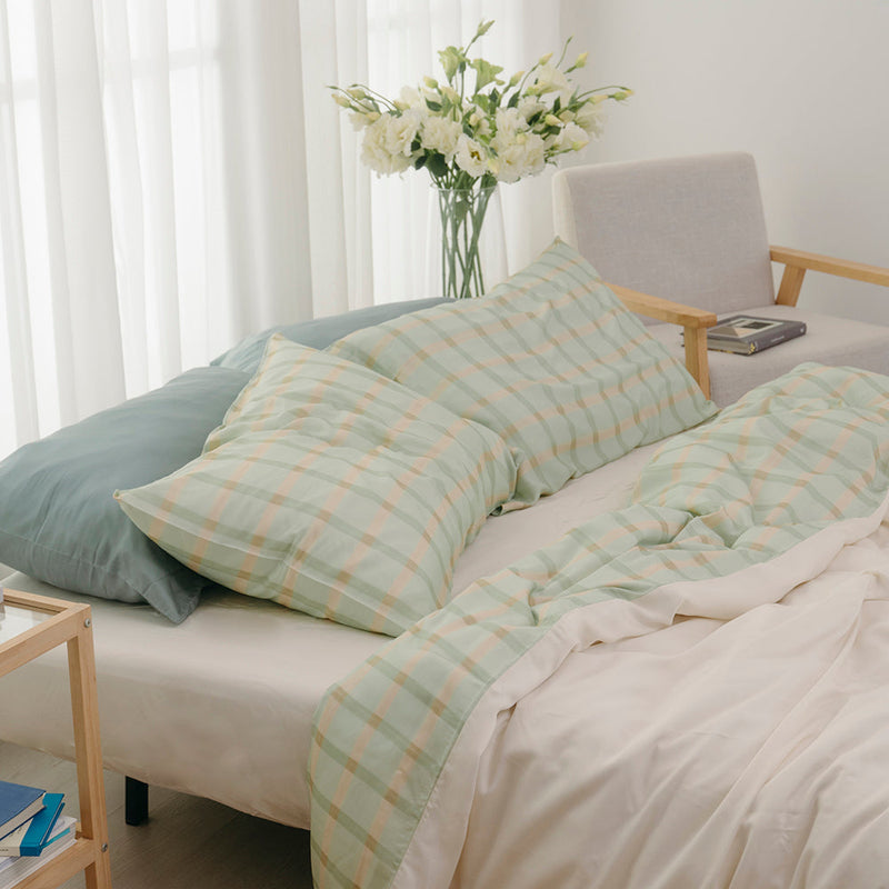 Checkered Bamboo Pillowcase Pair