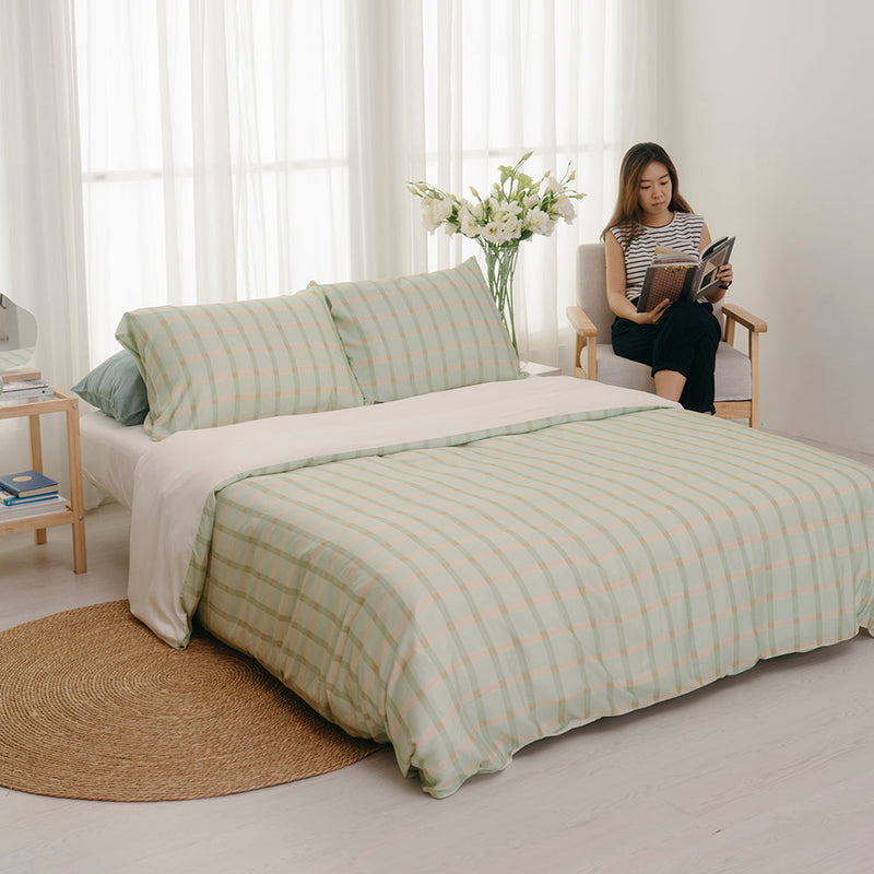 Checkered Bamboo Sheet Set